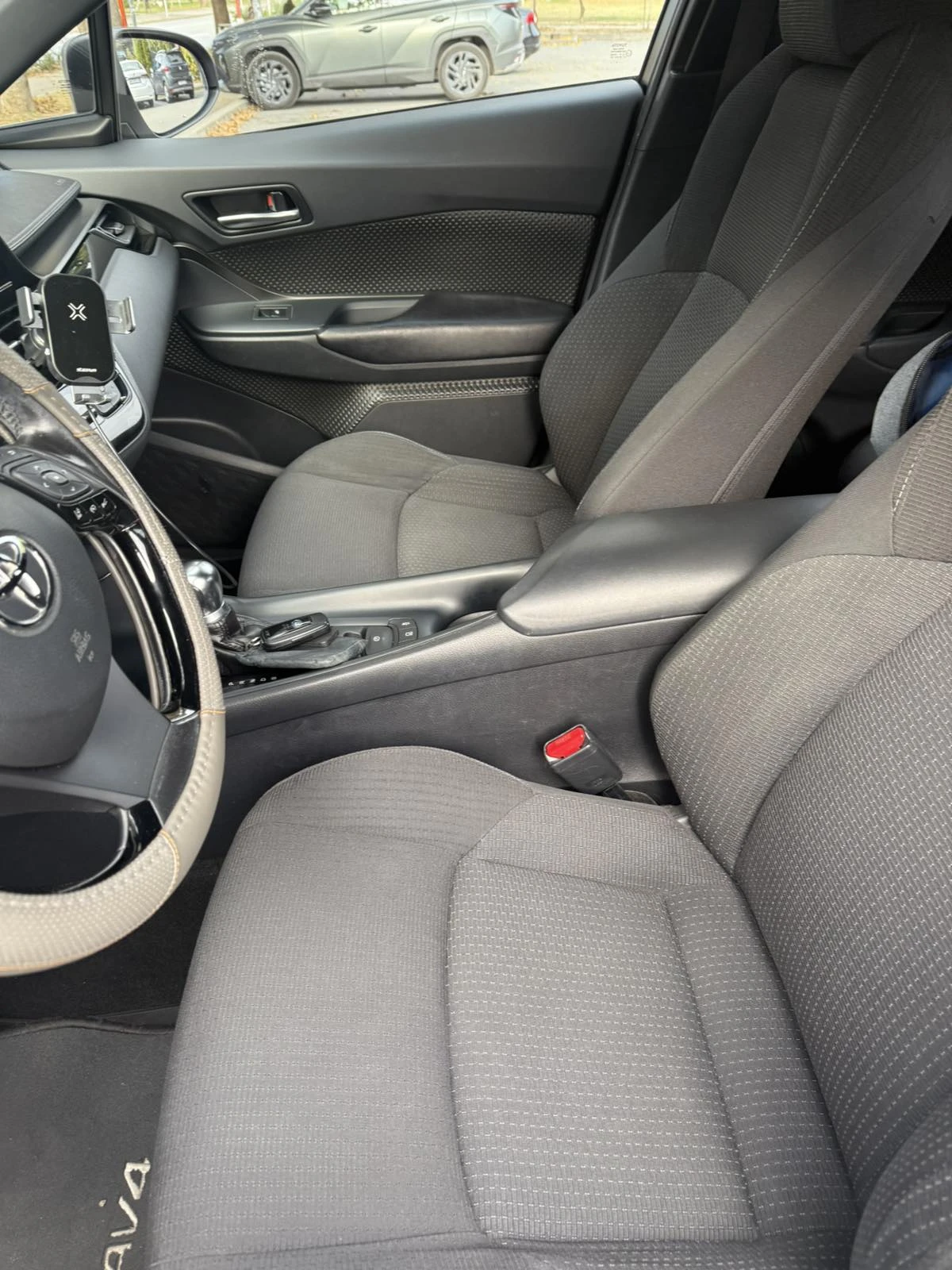 Toyota C-HR | Mobile.bg � ����������� 8