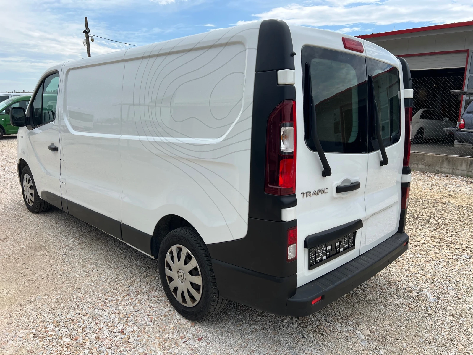 Renault Trafic MAXI, снимка 4 - Бусове и автобуси - 55430062