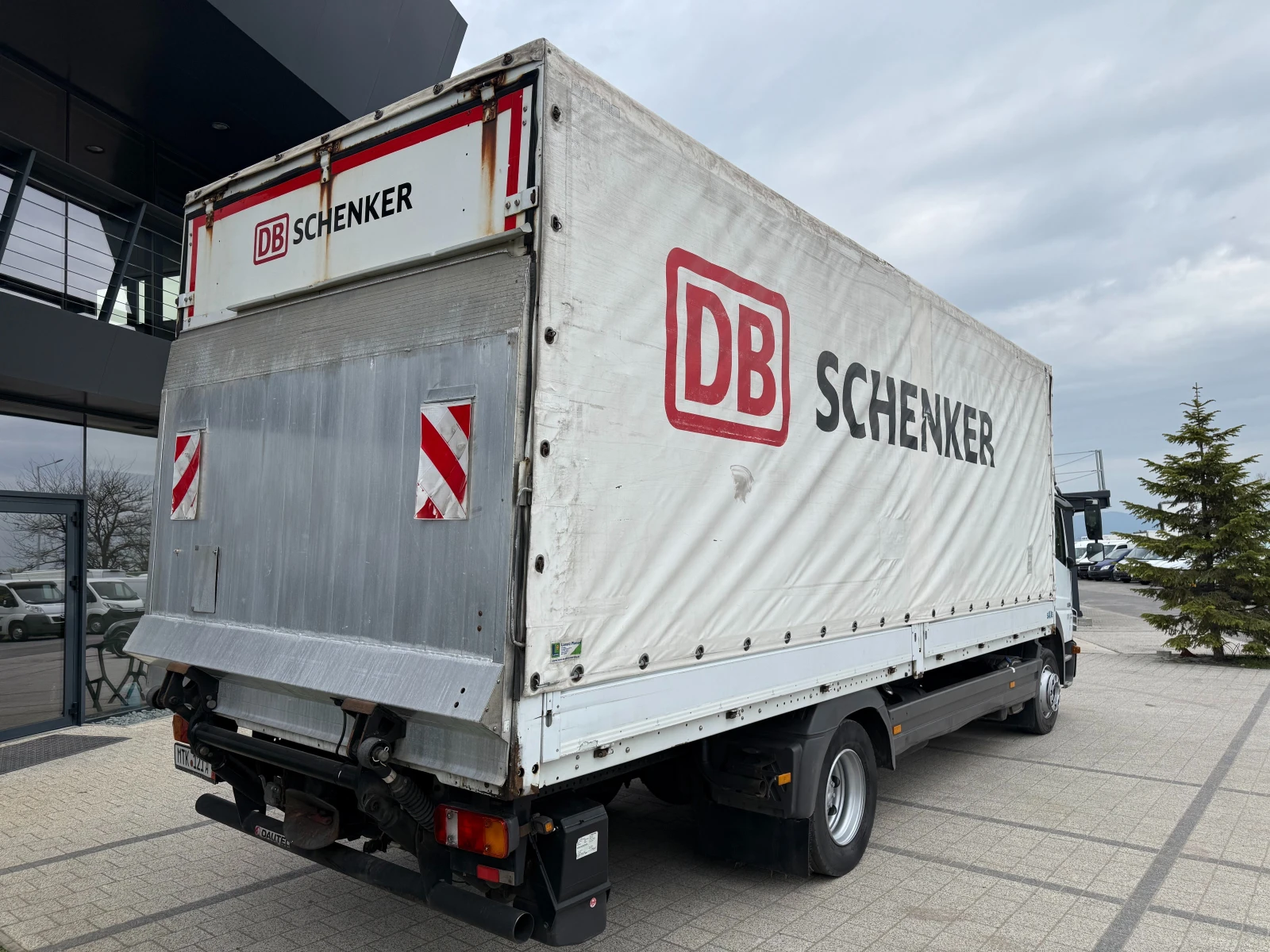 Mercedes-Benz Atego 1224 Bluetec 5 7.10м. Клима Падащ борд , снимка 7 - Камиони - 54205566