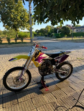 ����� �� �������� �� Suzuki Rmz