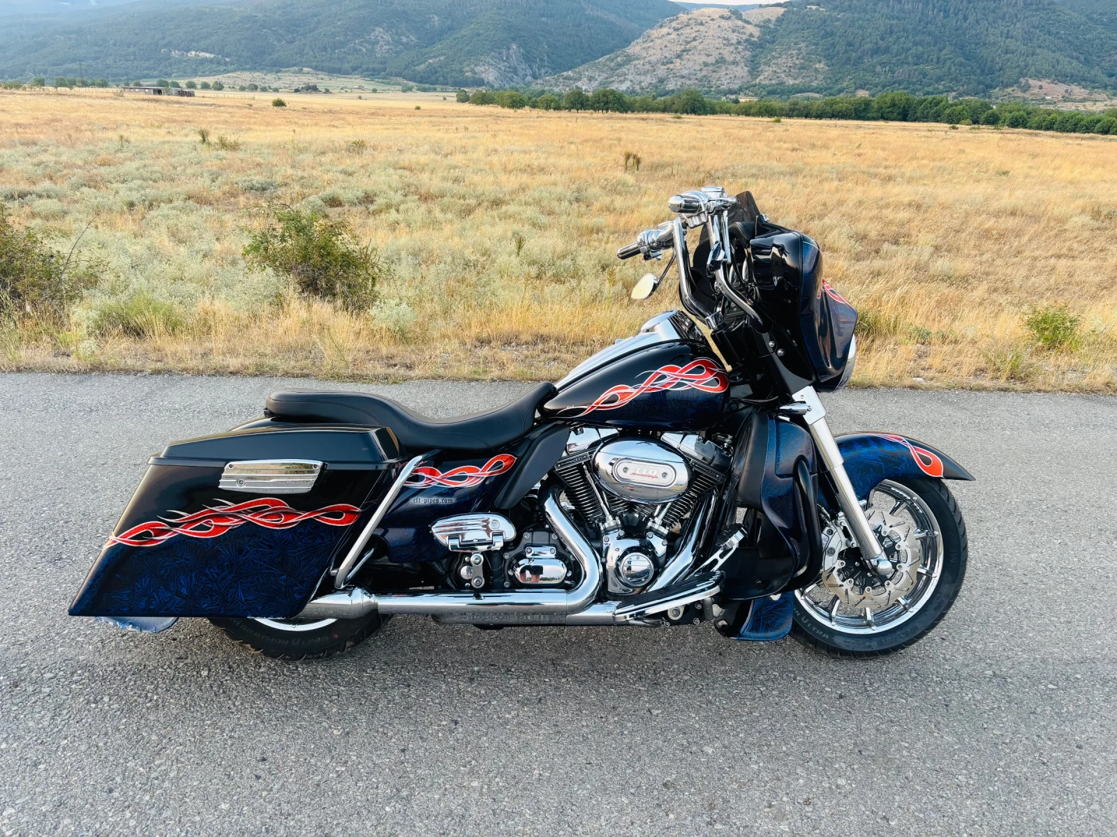 Harley-Davidson Custom 110-1.8 / Screamini Eagle