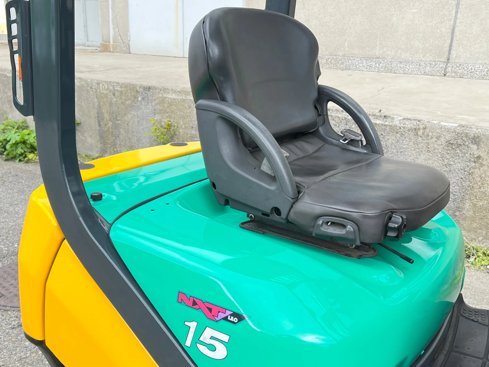  Komatsu  1.5 /   /  /   | Mobile.bg   13