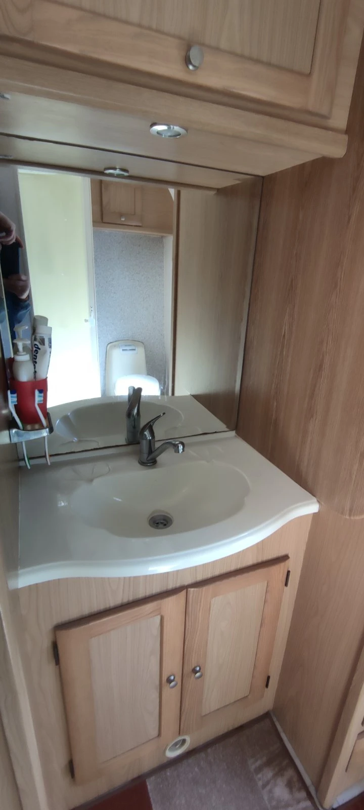 Каравана Bailey Senator, снимка 13 - Каравани и кемпери - 53872291