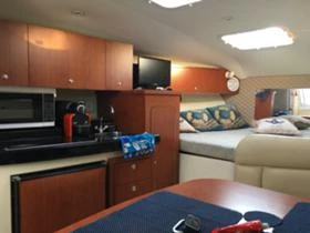 Моторна яхта Proline 33express, снимка 11