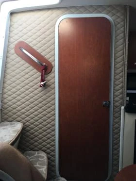 Моторна яхта Proline 33express, снимка 12