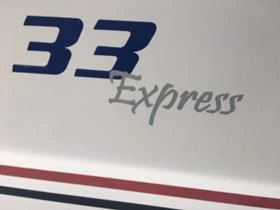 Моторна яхта Proline 33express, снимка 10