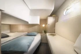 Моторна яхта Bavaria S29 Open, снимка 8