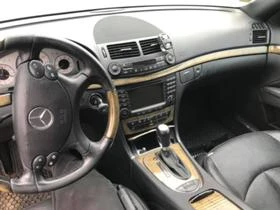       ,   Mercedes-Benz E 500