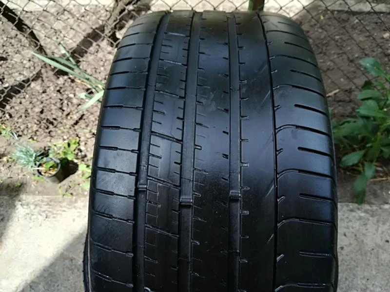 Гуми Летни 275/35R20, снимка 1 - Гуми и джанти - 21768895