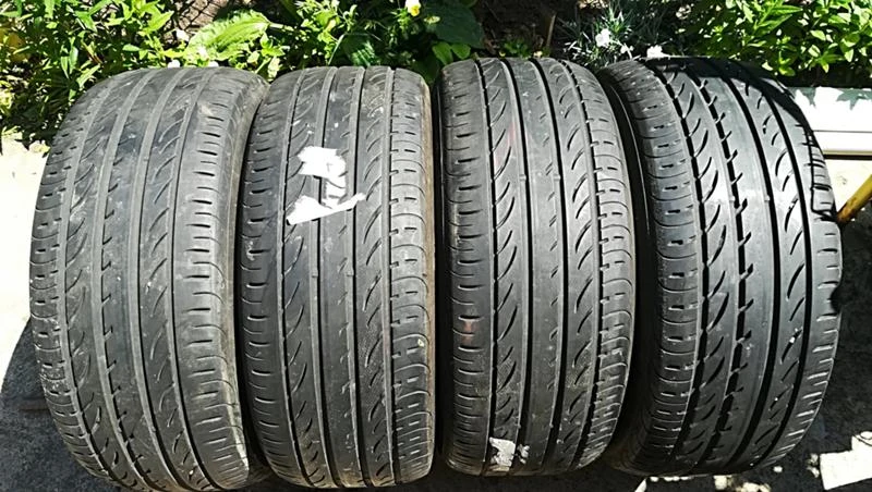 Гуми Летни 225/50R17, снимка 1 - Гуми и джанти - 25562742