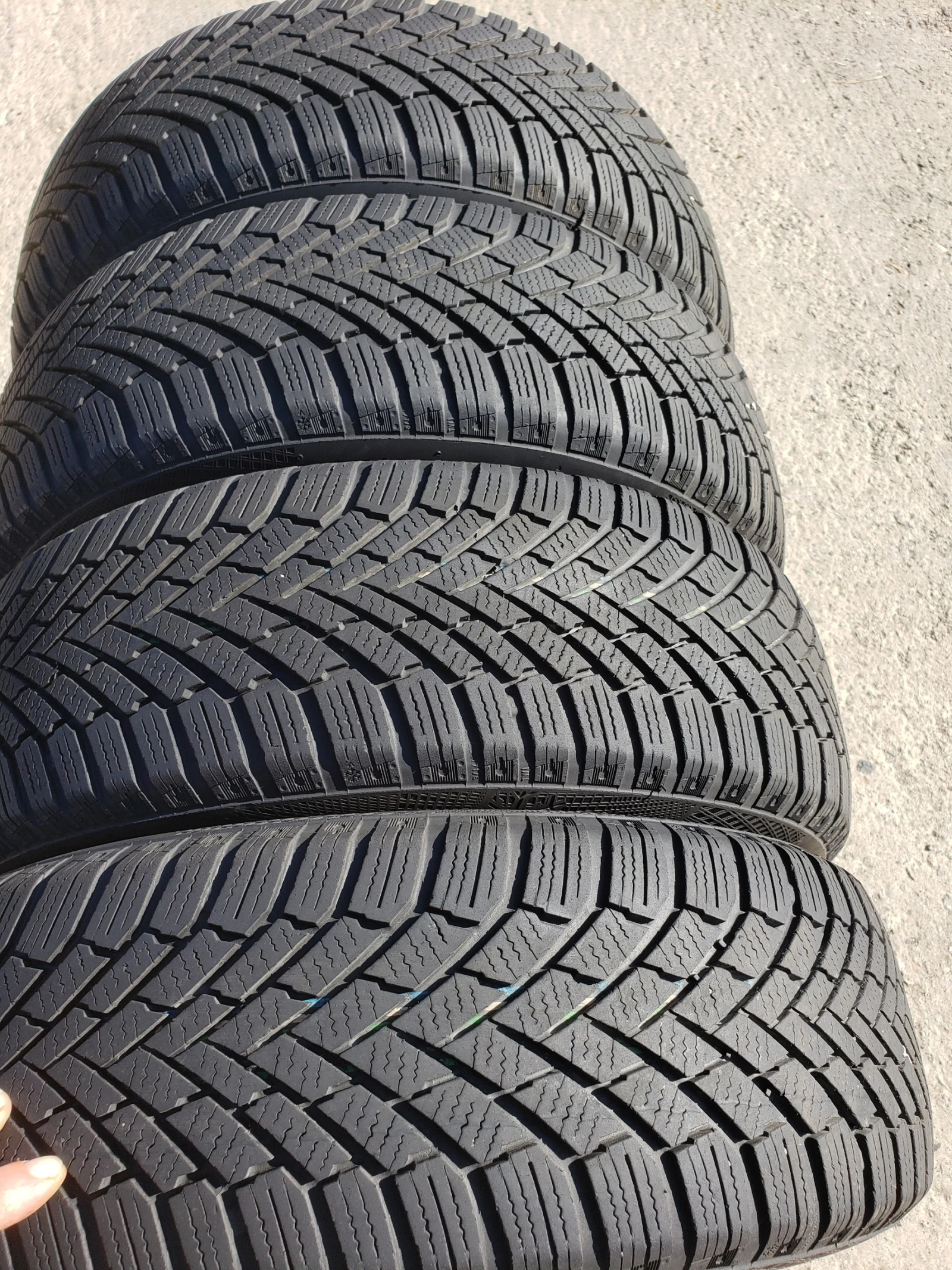 ���� 185/60R15 | Mobile.bg � ����������� 4