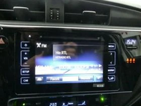 Toyota Auris Hybrid 1.8 VVTi Touring Sports, снимка 4