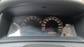 Toyota Corolla 1, 6, снимка 6