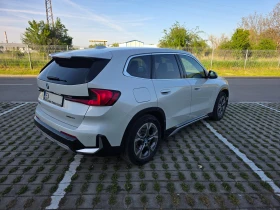 BMW iX1 xDrive30, снимка 3