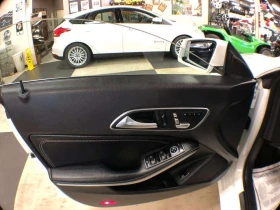 Mercedes-Benz CLA 250 * 4MATIC LEATHER PAN/ROOF NAV B/SPOT CAMERА, снимка 11