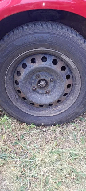 Nissan Almera - 500 € / 977.91 лв. - 55880874 4