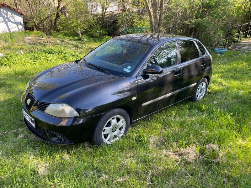 Seat Ibiza, снимка 1 - Автомобили и джипове - 45609427