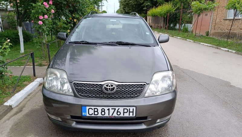 Toyota Corolla 1, 6, снимка 1 - Автомобили и джипове - 46434269