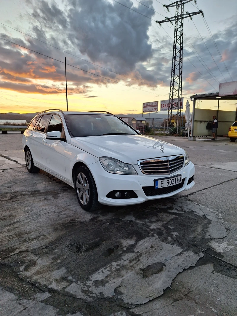 Mercedes-Benz C 200, снимка 3 - Автомобили и джипове - 47538016