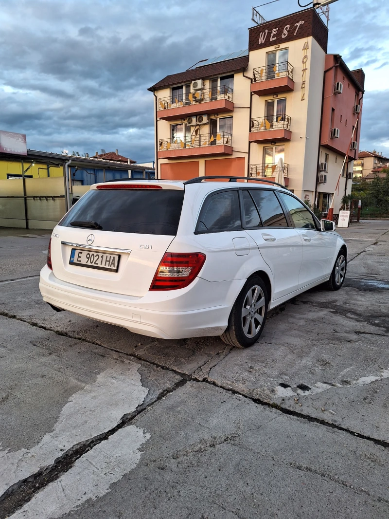 Mercedes-Benz C 200, снимка 6 - Автомобили и джипове - 47538016