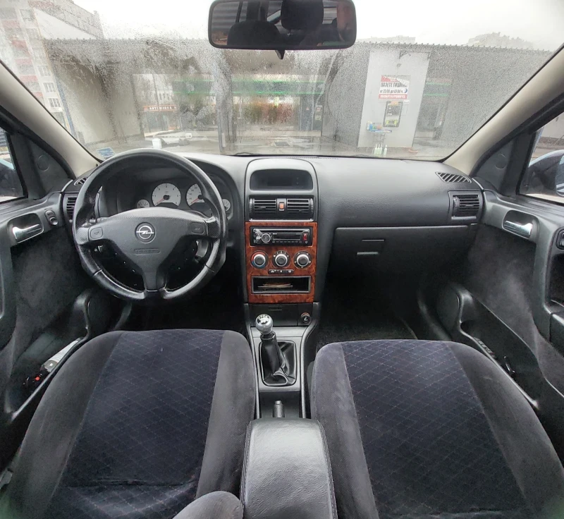 Opel Astra, снимка 11 - Автомобили и джипове - 48268206