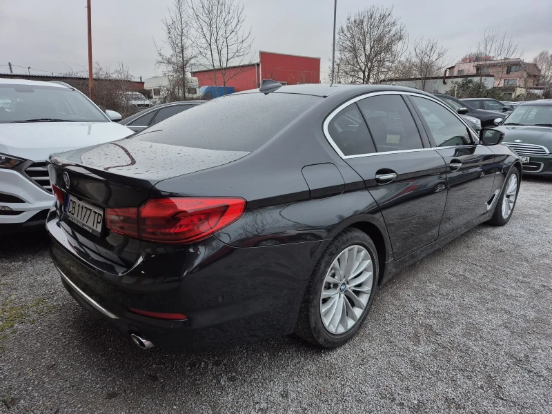 BMW 520 LUXURY///360 камери///HEAD UP///KEYLESS///LED, снимка 3 - Автомобили и джипове - 48462629