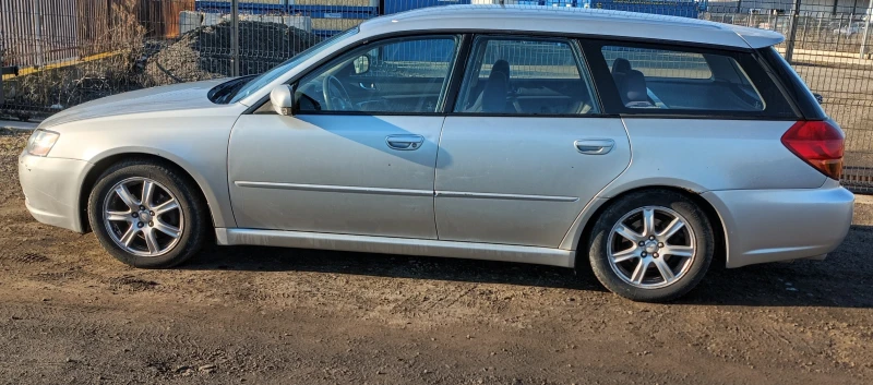 Subaru Legacy, снимка 13 - Автомобили и джипове - 48758932