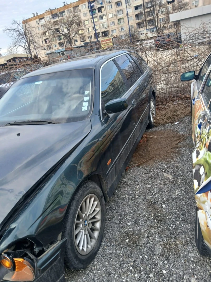 BMW 530, снимка 2 - Автомобили и джипове - 48881365