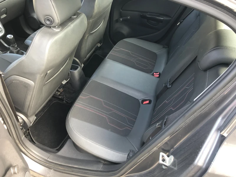 Opel Corsa 1.2Бензин/Газ Навигация, снимка 8 - Автомобили и джипове - 52646056