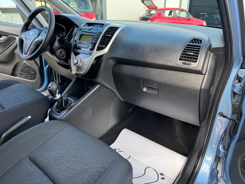 Hyundai Ix20 16 i /124k.c, снимка 11 - Автомобили и джипове - 52376790