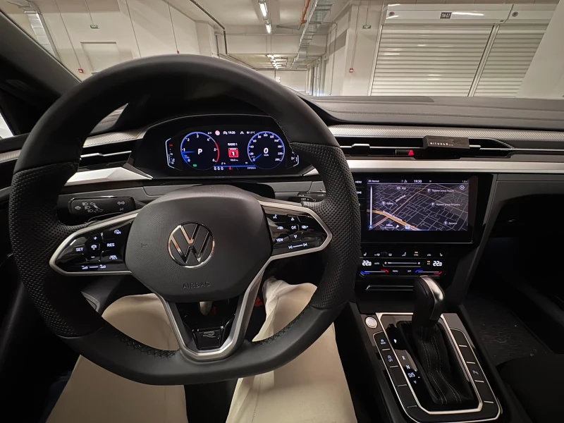 VW Arteon 2.0 TDI, 4x4, R-line, 200к.с., снимка 5 - Автомобили и джипове - 52817339