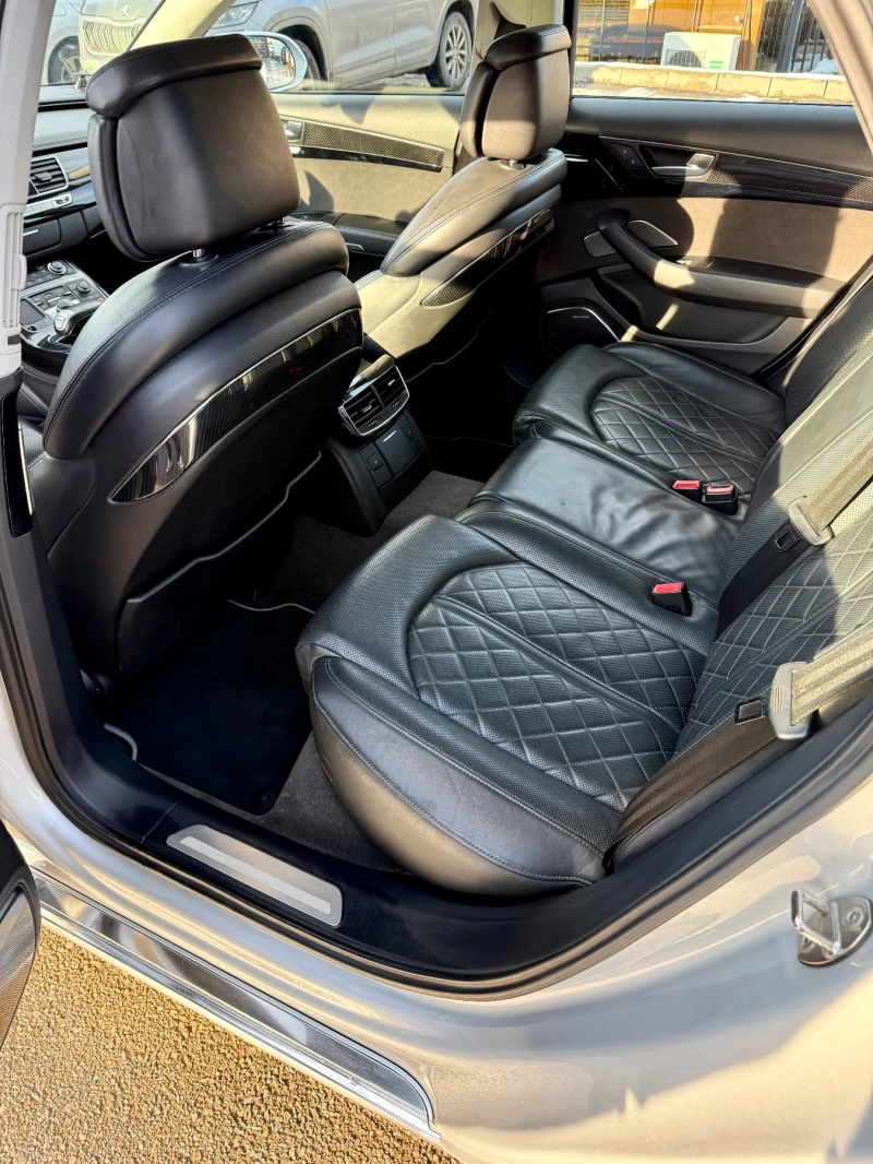 Audi A8 4.2 TDI CARBON, BANG & OLUFSEN, снимка 13 - Автомобили и джипове - 53343083