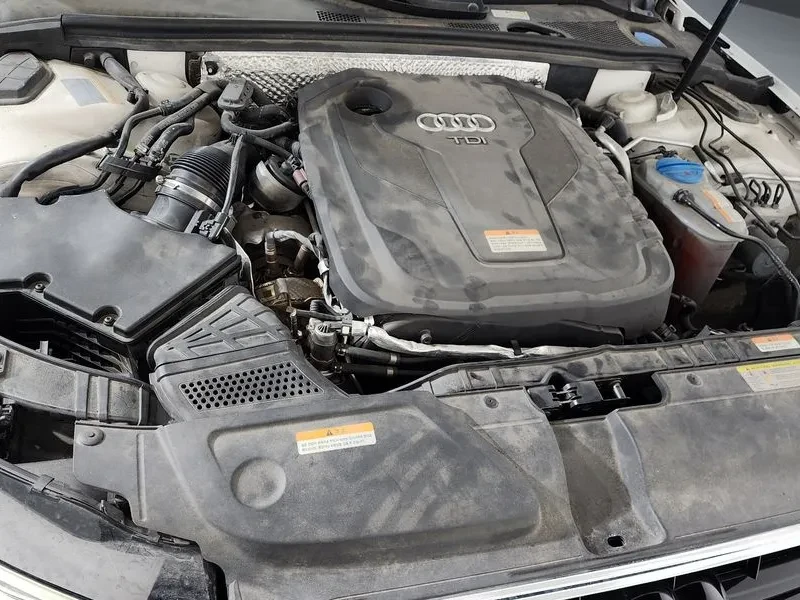 Audi A5 2.0 TDI Quattro, снимка 6 - Автомобили и джипове - 54552628