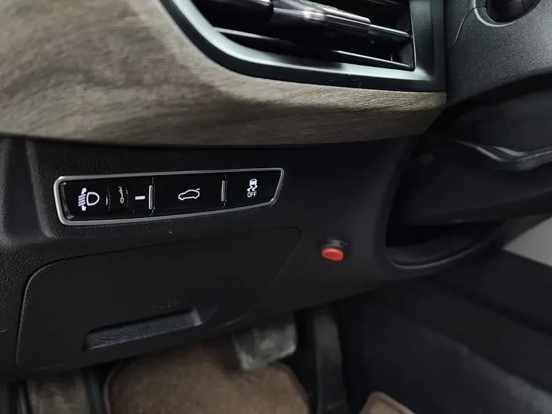 Kia K8 3.5 Lpg 2WD Trendy, снимка 16 - Автомобили и джипове - 55834078
