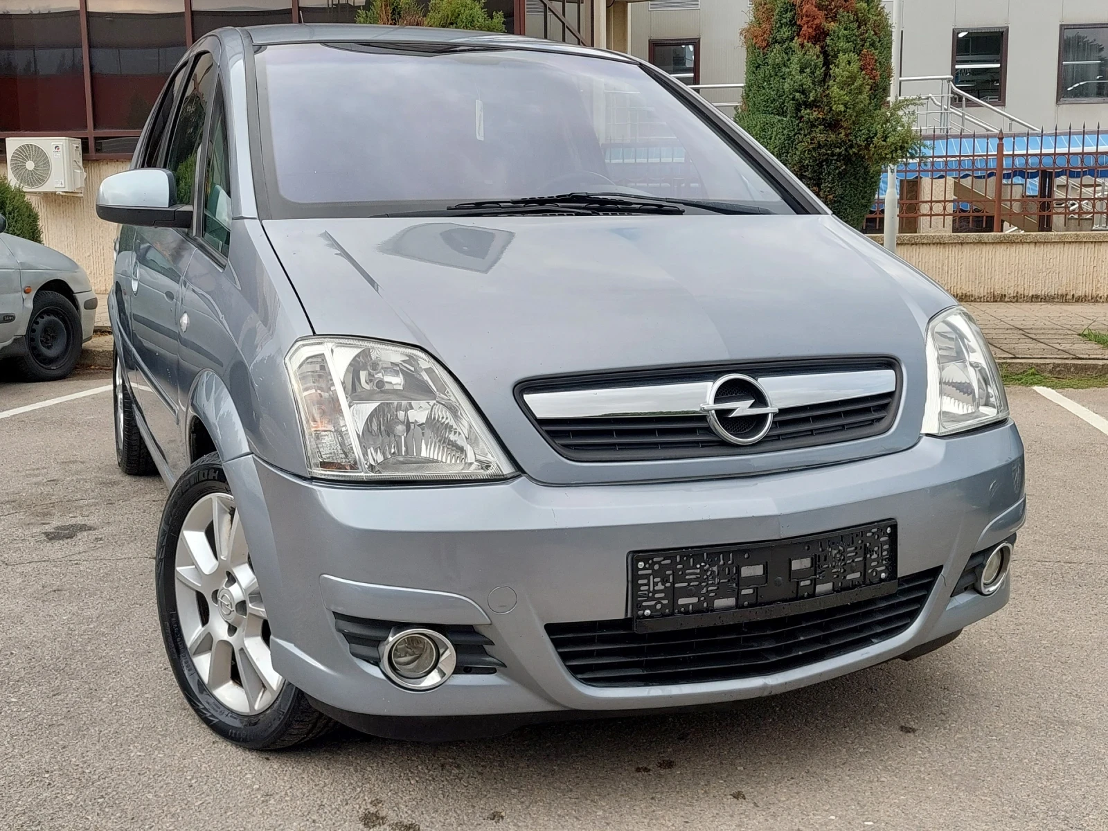 Opel Meriva 1.6i 105hp * КЛИМАТРОНИК * ИТАЛИЯ *  - изображение 3