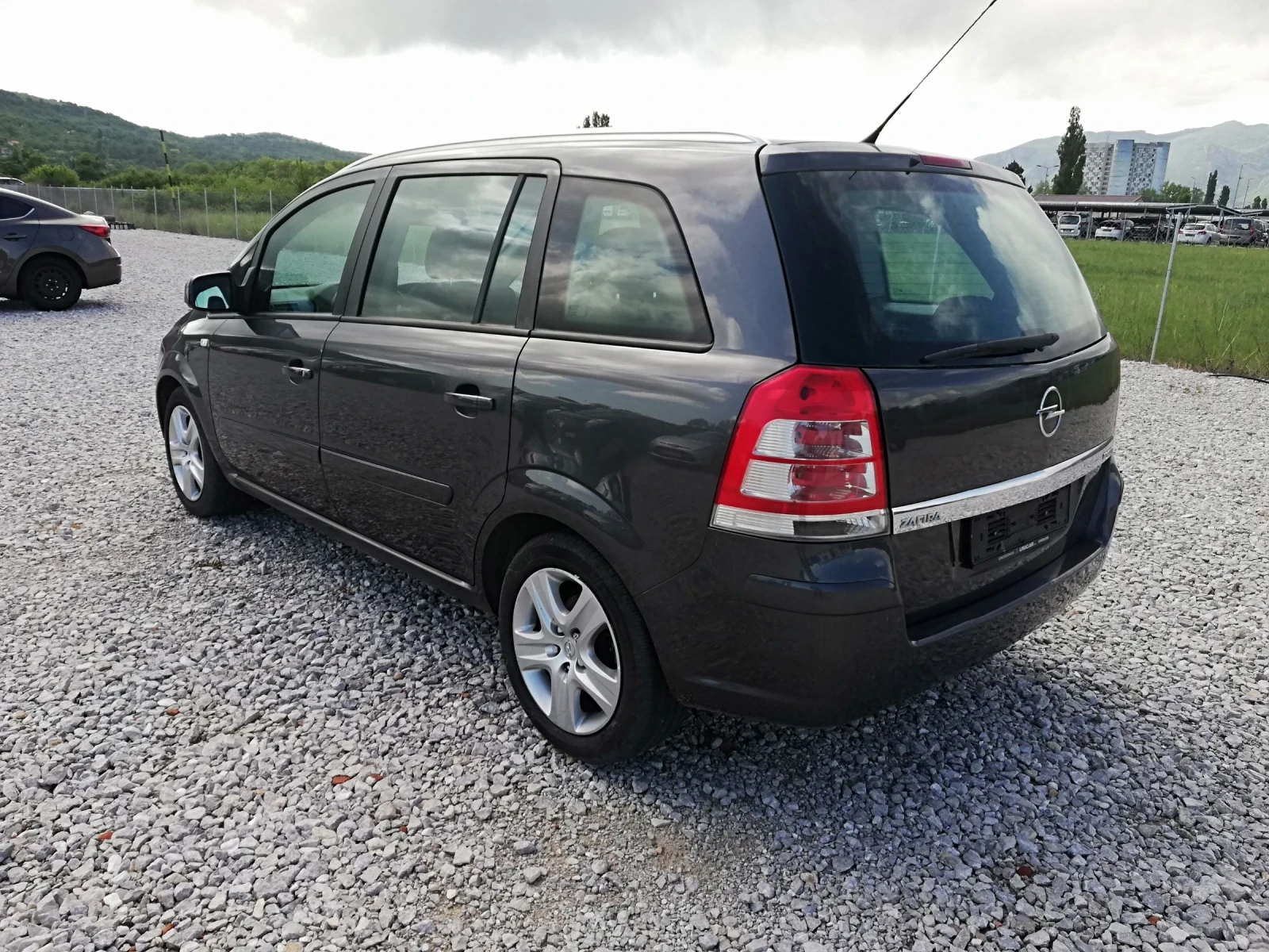 Opel Zafira 1.7cdti kli 125ks - изображение 7