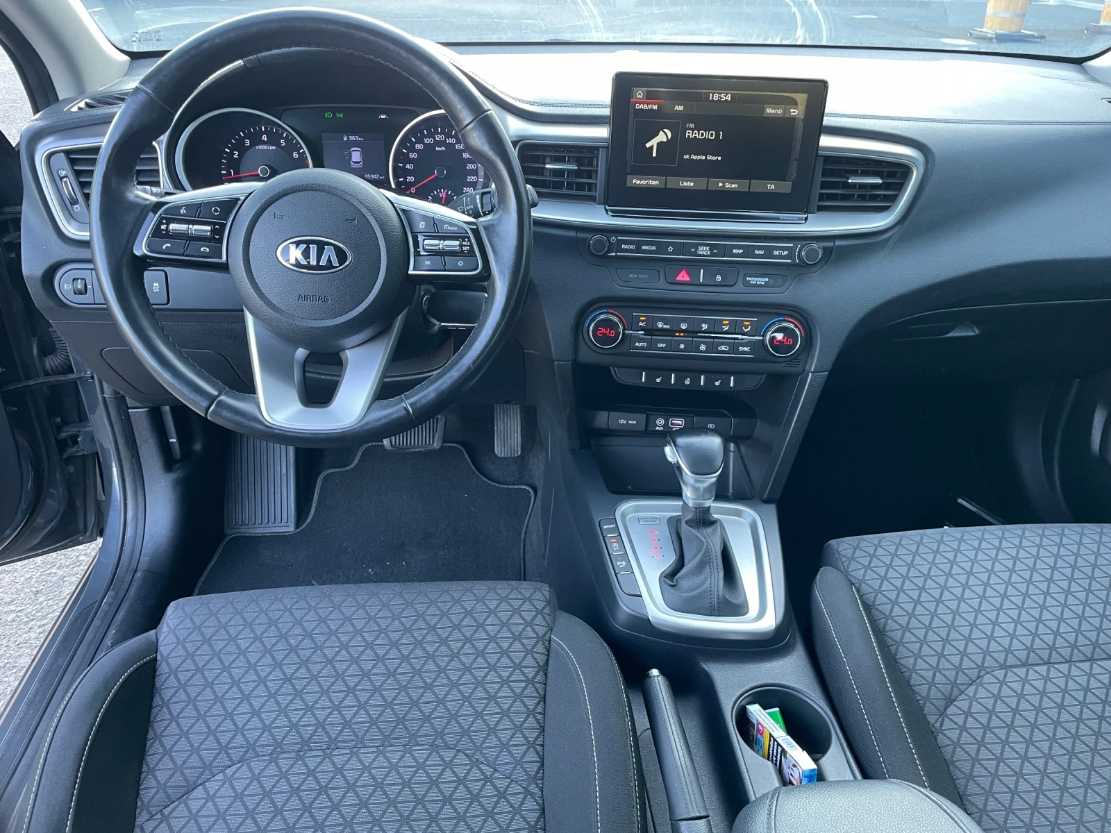 Kia Ceed 1.4 Automat Swiss - изображение 6