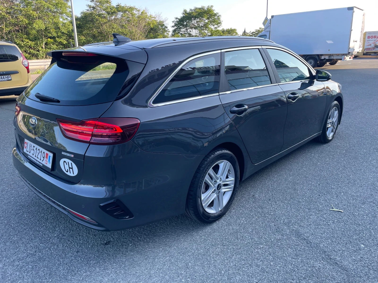 Kia Ceed 1.4 Automat Swiss - изображение 4