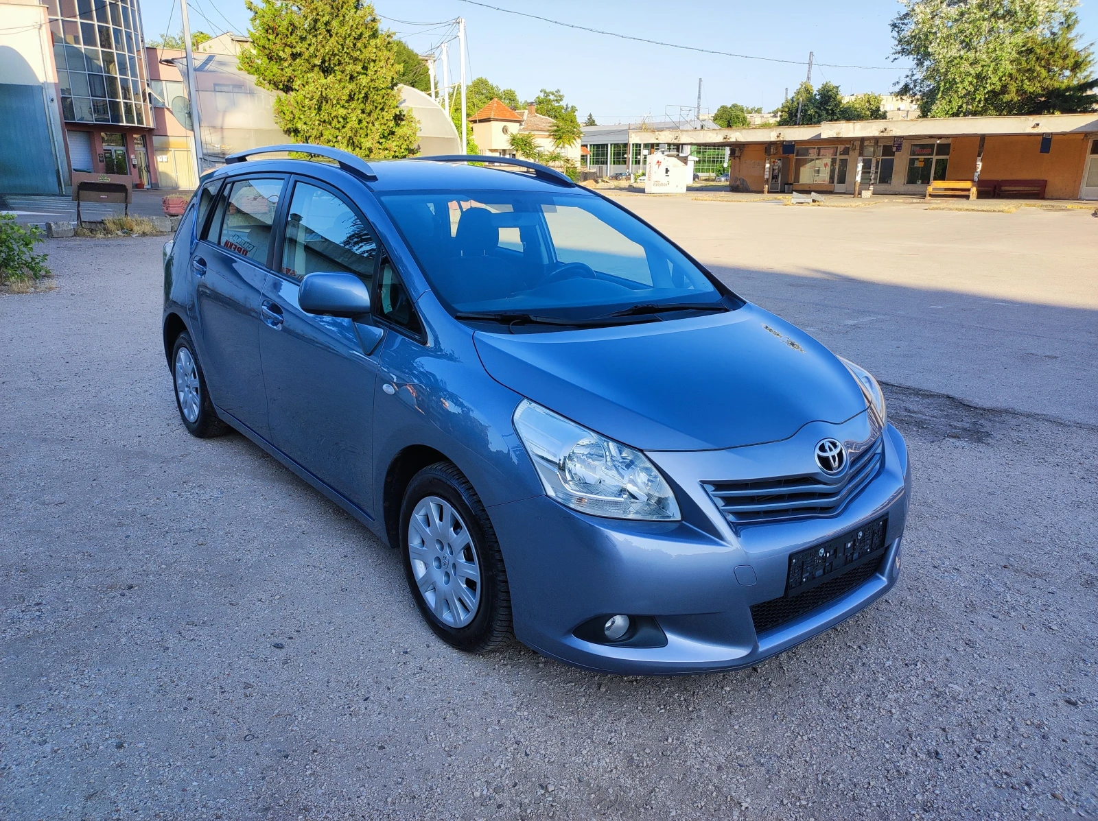 Toyota Verso 2.0D4d 126hp euro5 181000km - изображение 6