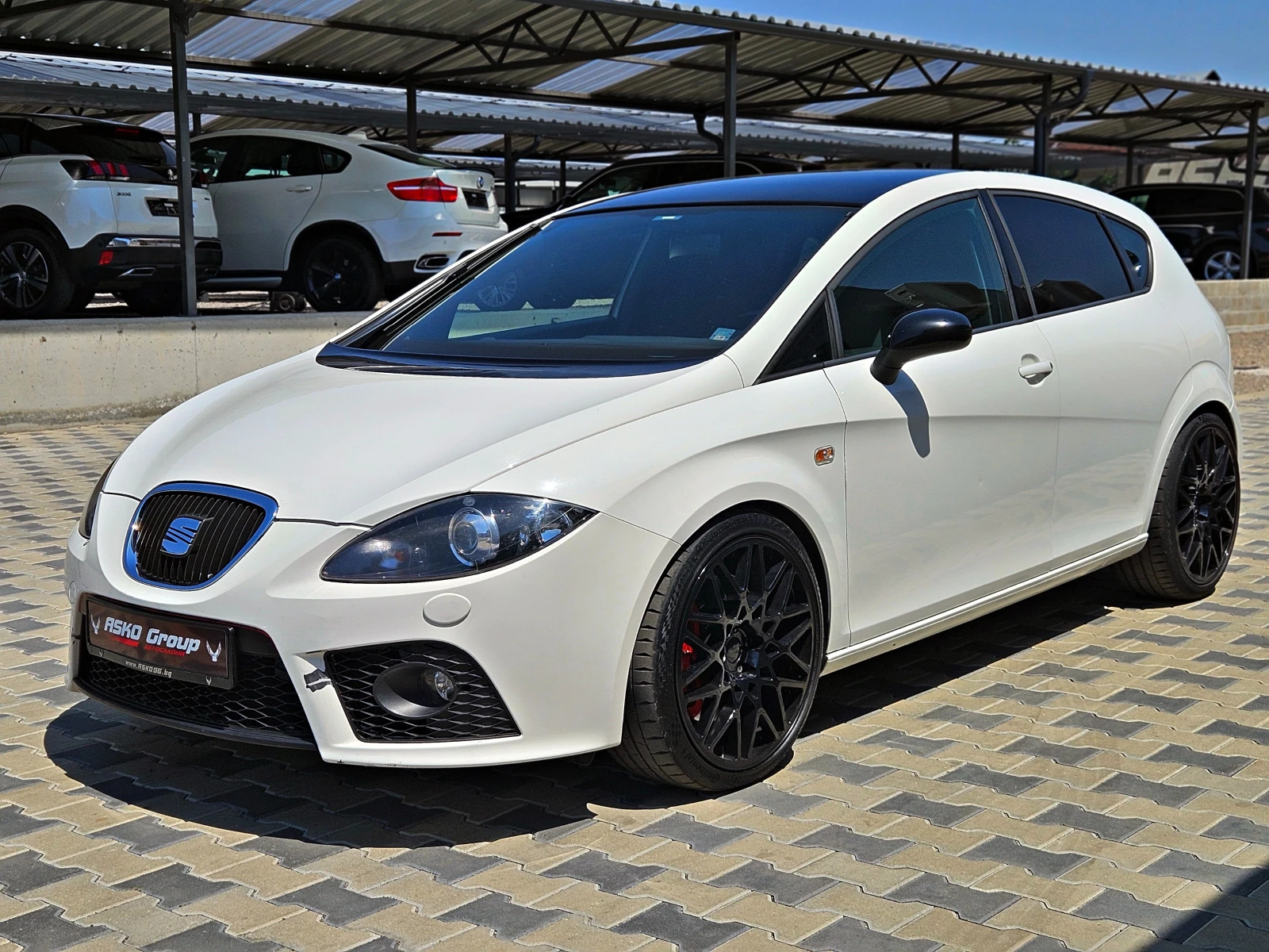 Seat Leon CUPRA/2.0T/340PS/INDIVIDUAL/TEMPOMAT/NAVI/LIZING | Mobile.bg — изображение 1