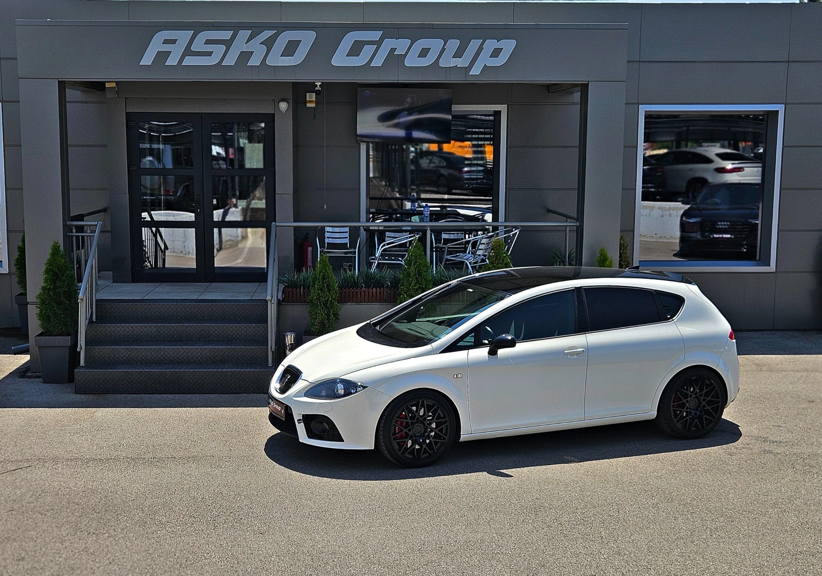 Seat Leon CUPRA/2.0T/340PS/INDIVIDUAL/TEMPOMAT/NAVI/LIZING | Mobile.bg — изображение 17