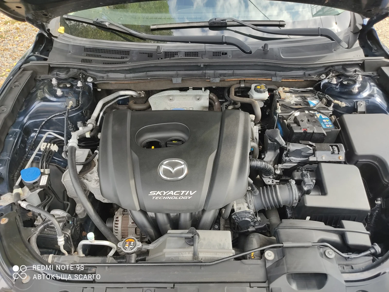 Mazda 3 1.5 , , 14., , 180. | Mobile.bg   14