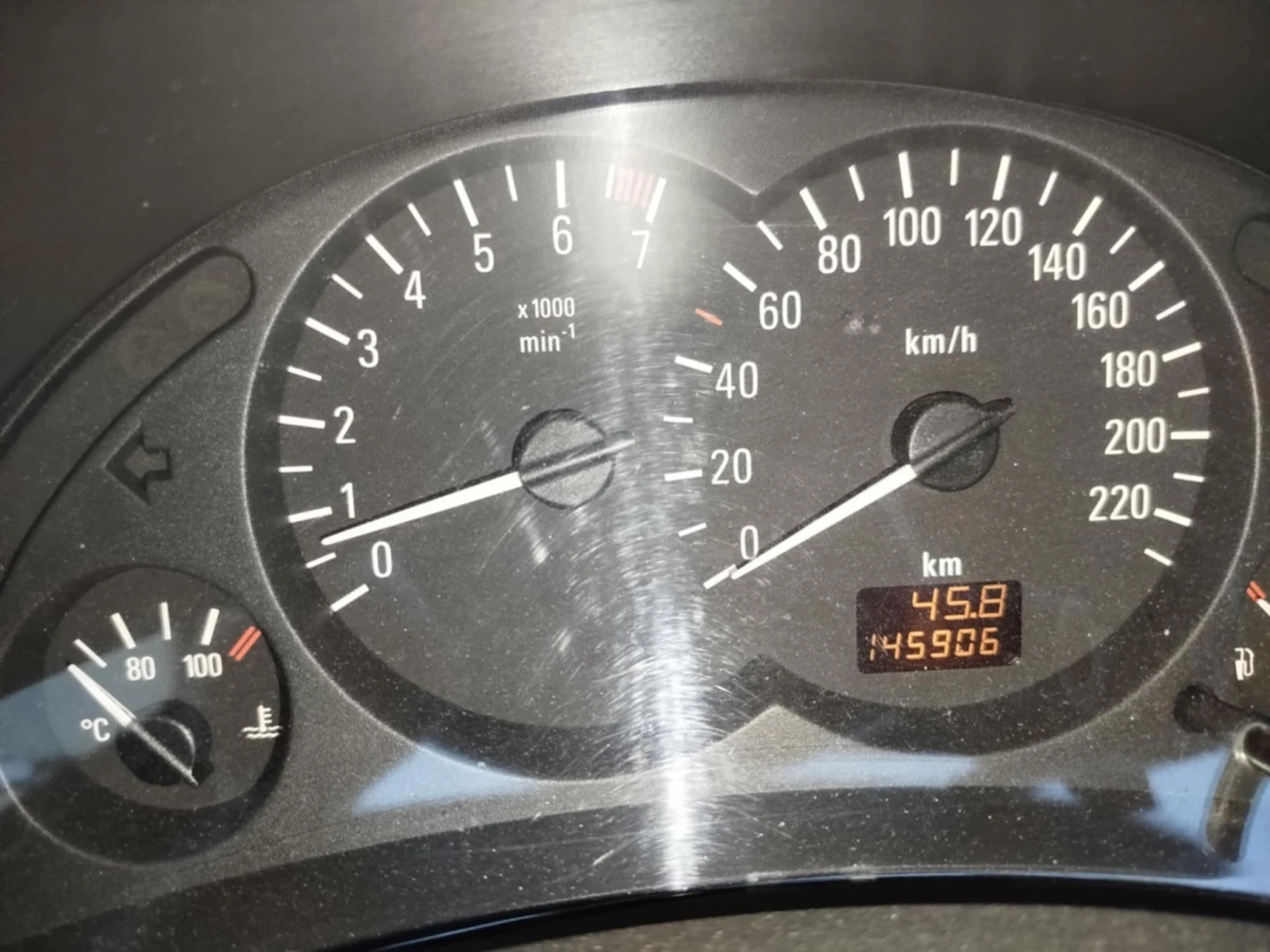 Opel Corsa  - изображение 10