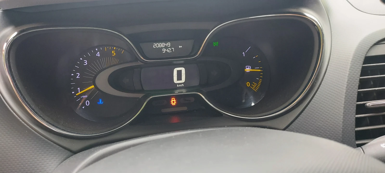 Renault Captur  - изображение 4