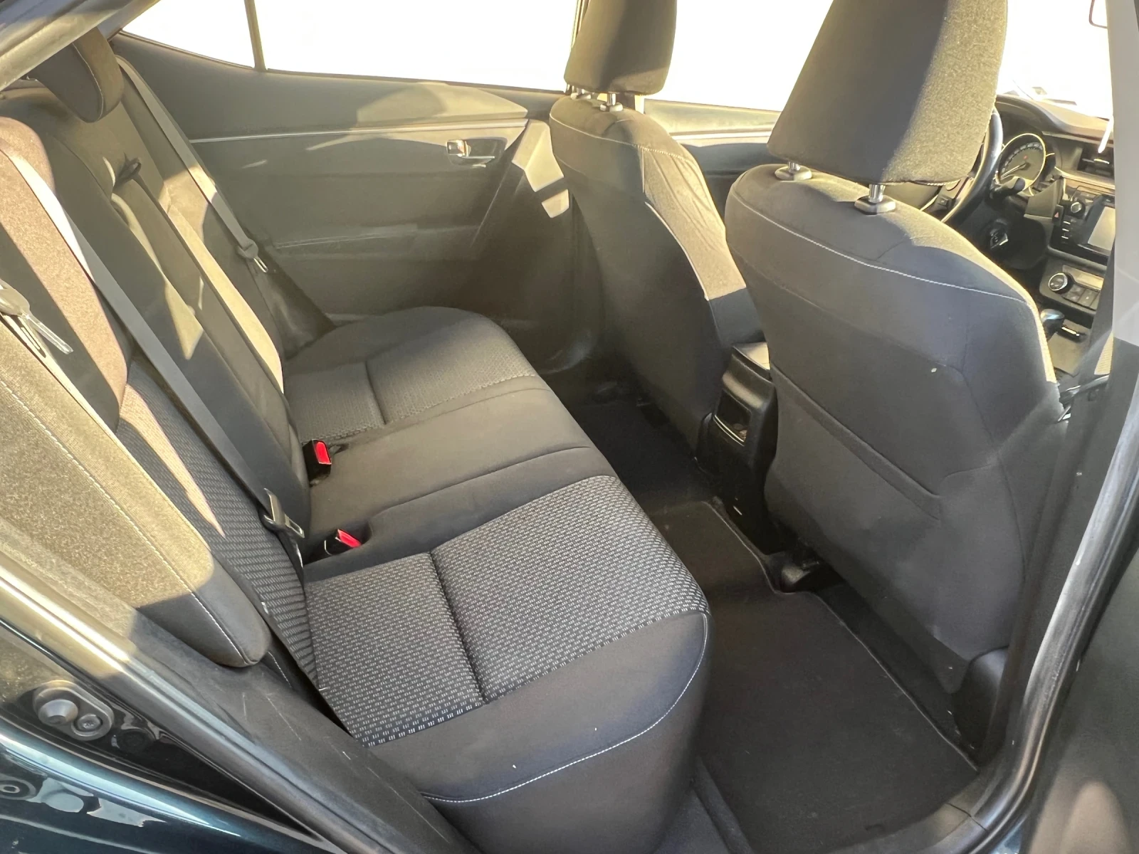 Toyota Corolla 1.6 i  | Mobile.bg � ����������� 9