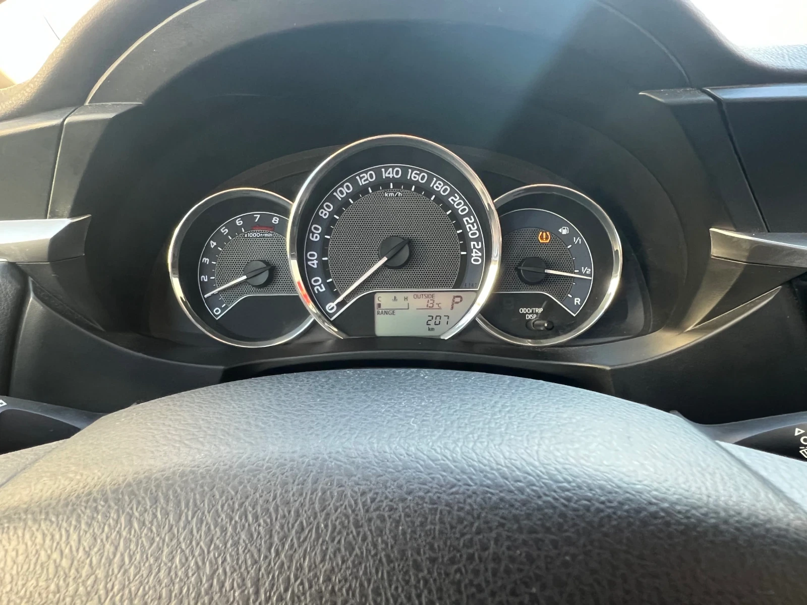 Toyota Corolla 1.6 i  | Mobile.bg � ����������� 10
