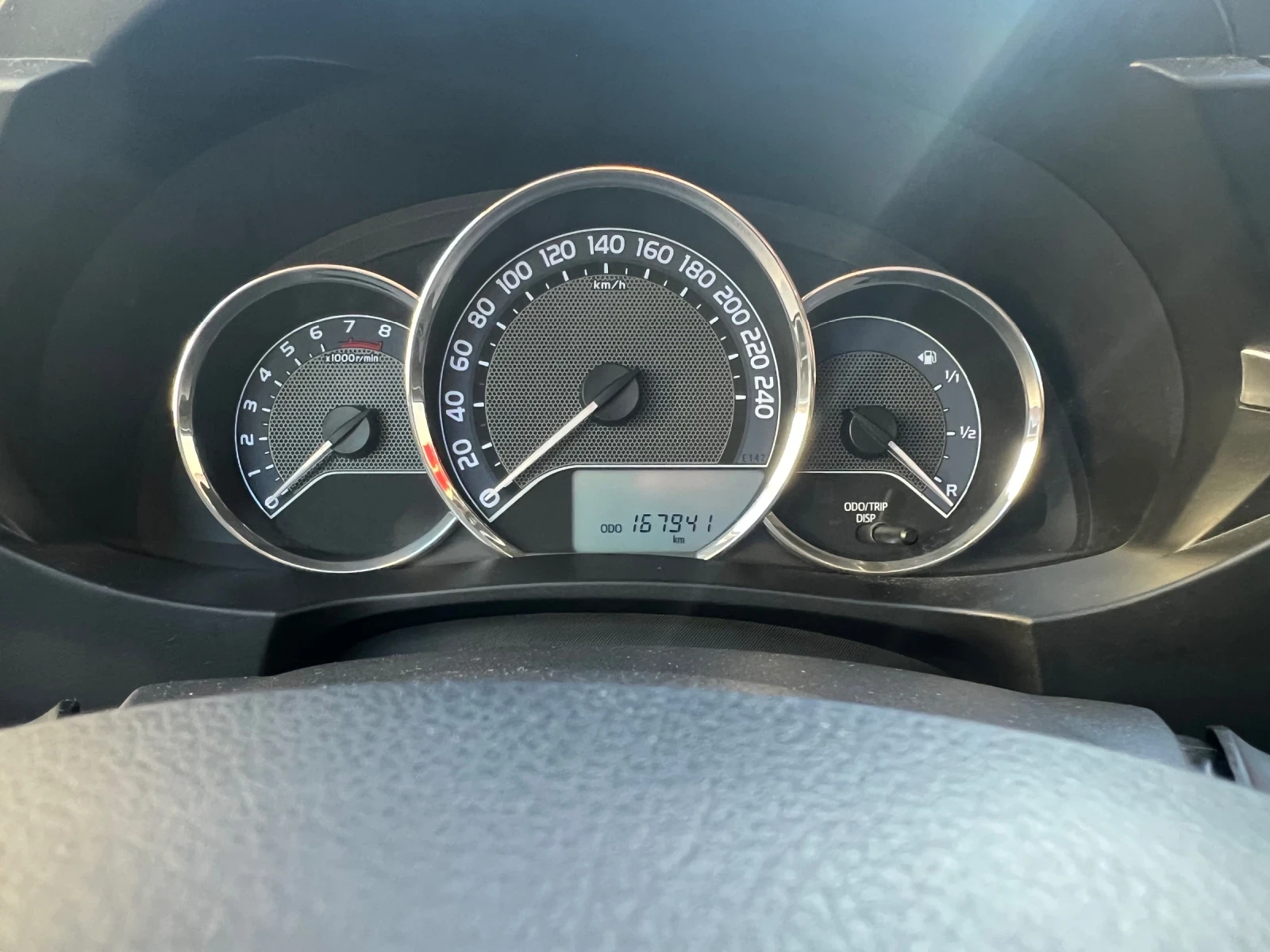 Toyota Corolla 1.6 i  | Mobile.bg � ����������� 12