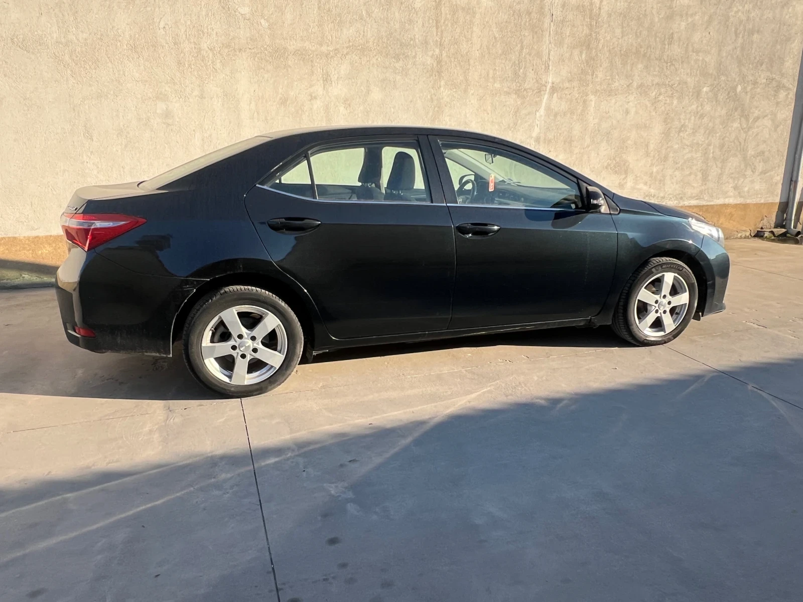 Toyota Corolla 1.6 i  | Mobile.bg � ����������� 6