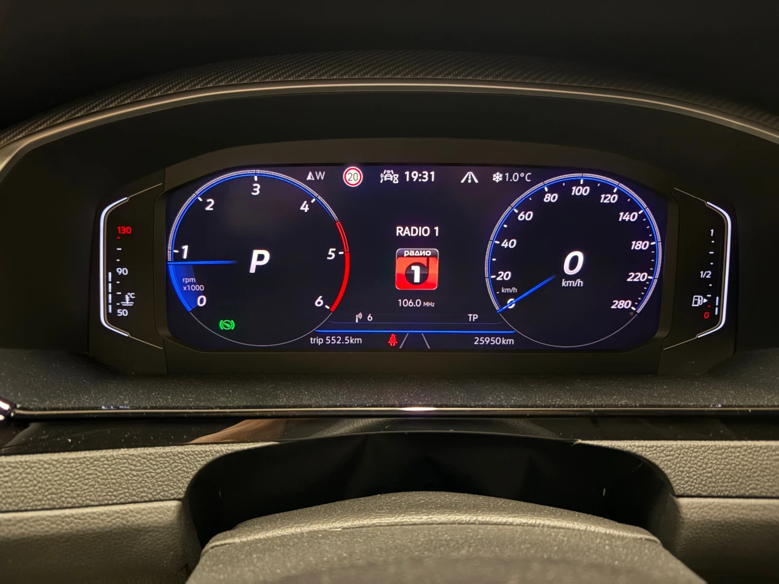 VW Arteon 2.0 TDI, 4x4, R-line, 200к.с. - изображение 6