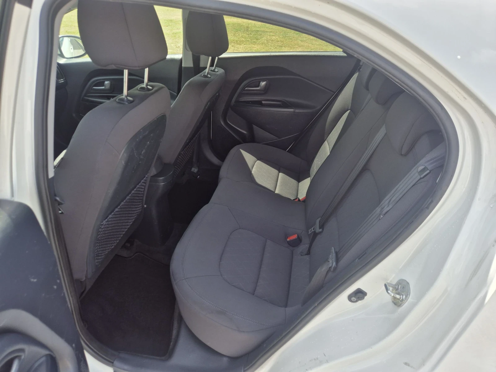 Kia Rio 1.4Crdi , снимка 14 - Автомобили и джипове - 54229398